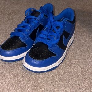 Nike Kids Sneakers in Blue and Black